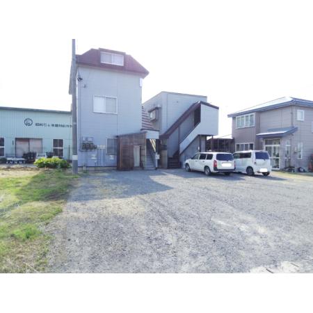 アパート（青森県つがる市）五能線 「木造」駅 徒歩36分